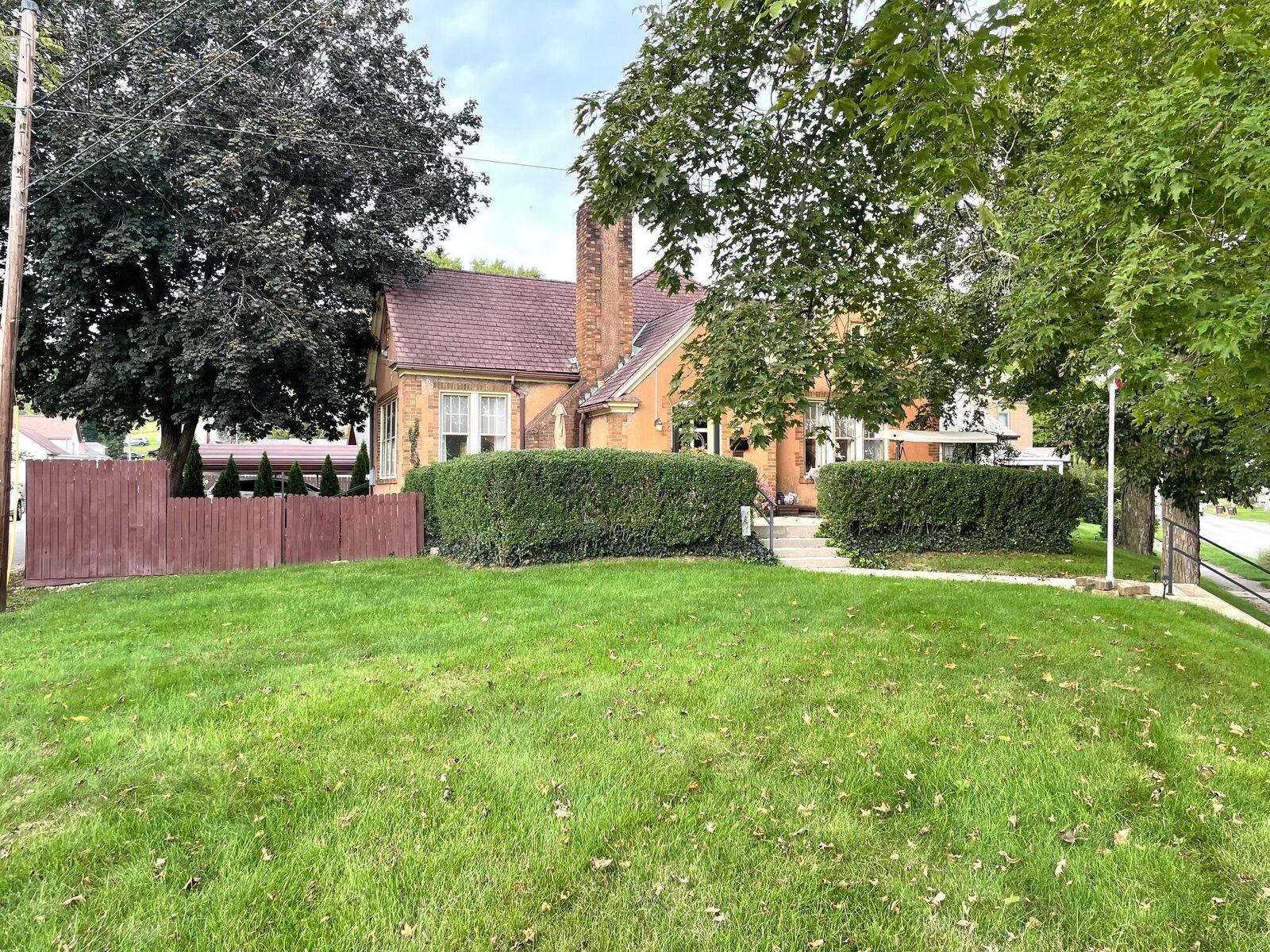 Property Photo:  133 Zanesville Avenue  OH 43138 