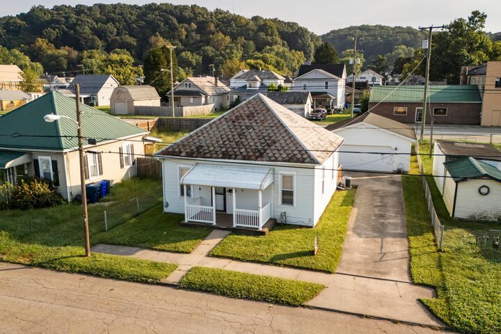 Property Photo:  682 Jackson Street  OH 45764 