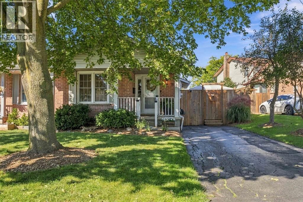 Property Photo: 51 Salvia Street ON N5Z 4T1