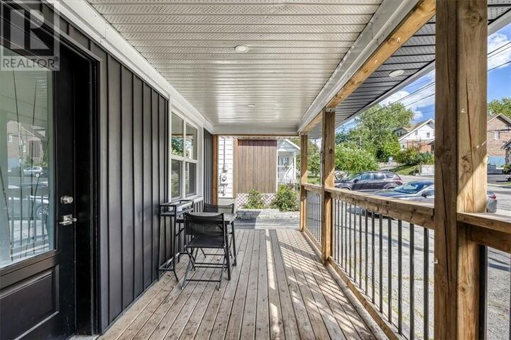 Property Photo:  400 Morris Street  ON P3B 1B9 