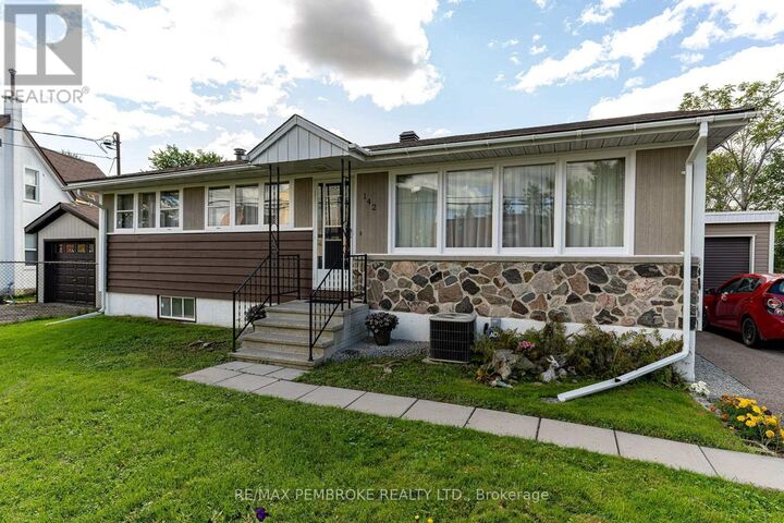 Property Photo: 142 Deacon Street ON K8A 2J4