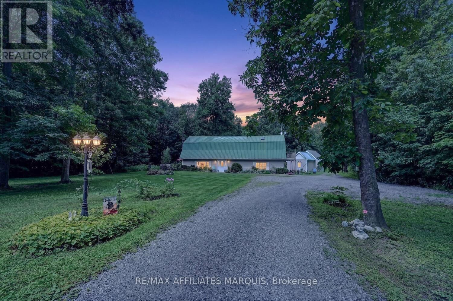Property Photo:  362 Kitley Line 9 Road  ON K0E 1H0 