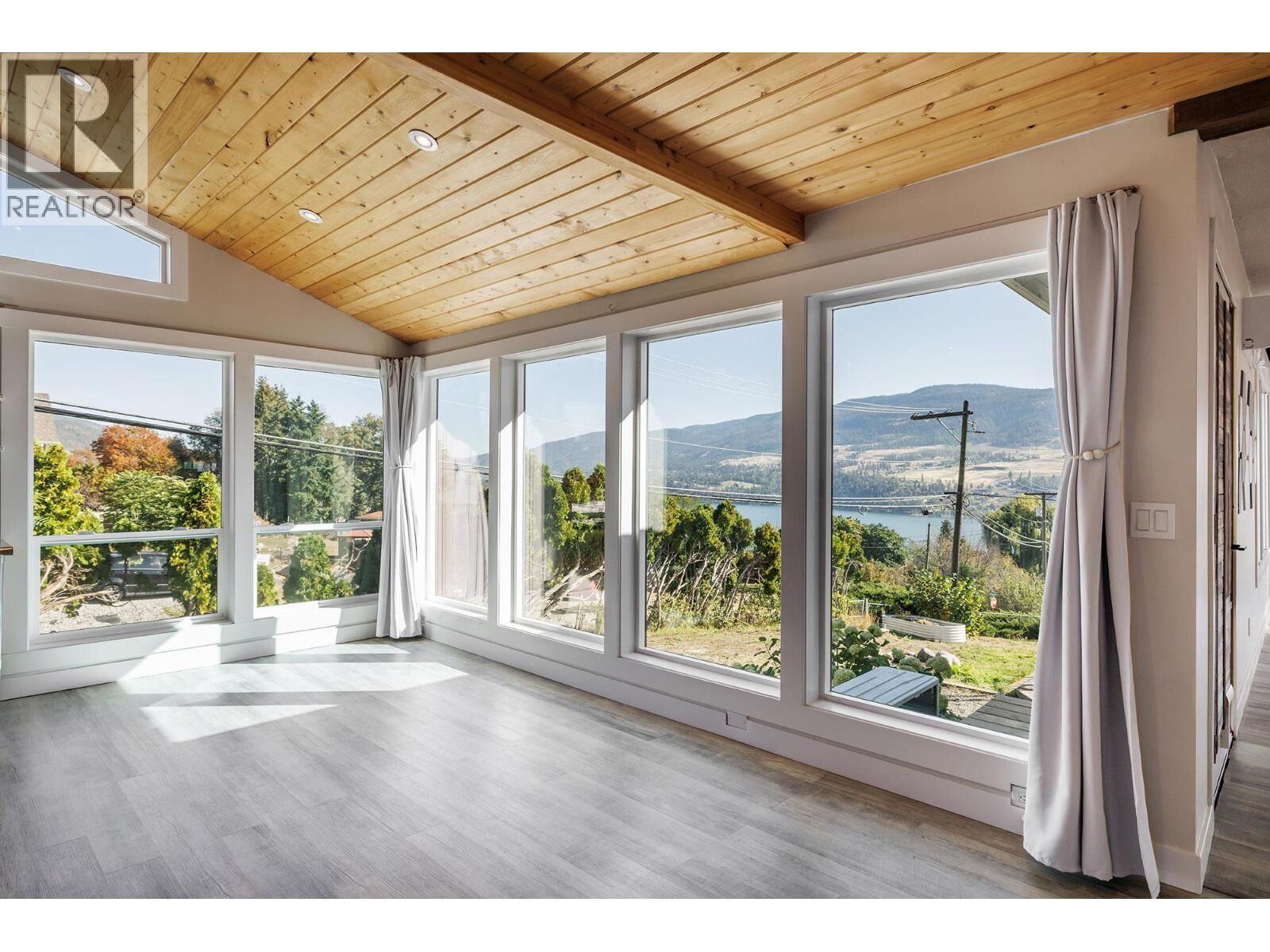Property Photo:  2575 Robinson Road  BC V4V 1G6 
