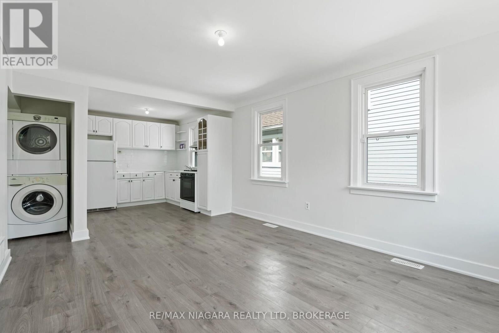 Property Photo: 9 Prince Street ON L2R 3X6