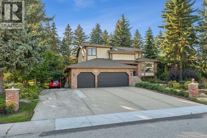 Property Photo:  9956 Patton Road Southwest  AB T2V 5E8 