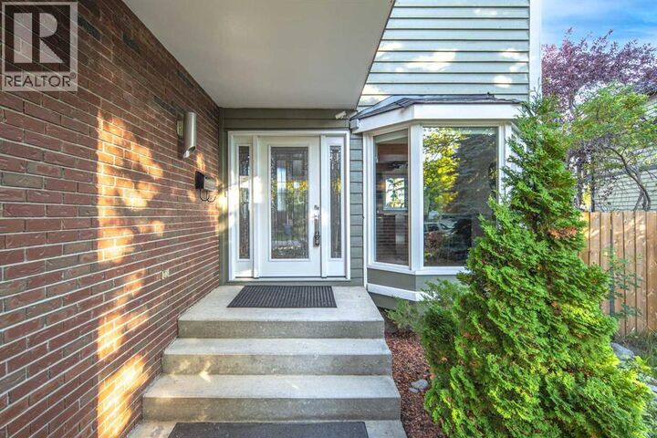 Property Photo: 44 Stradwick Way Southwest AB T3H 1G9