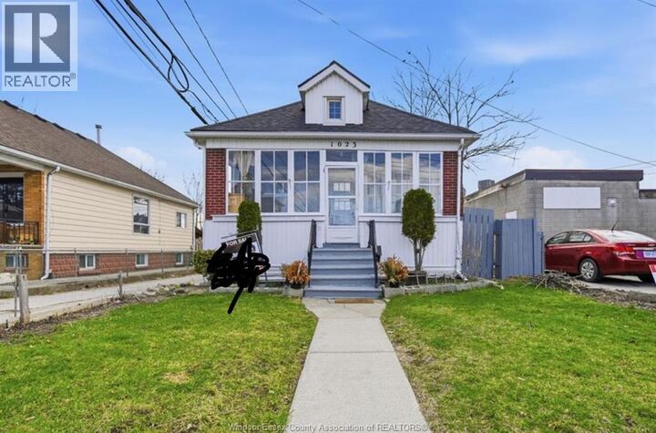 Property Photo:  1023 Hall Avenue  ON N9A 2M6 