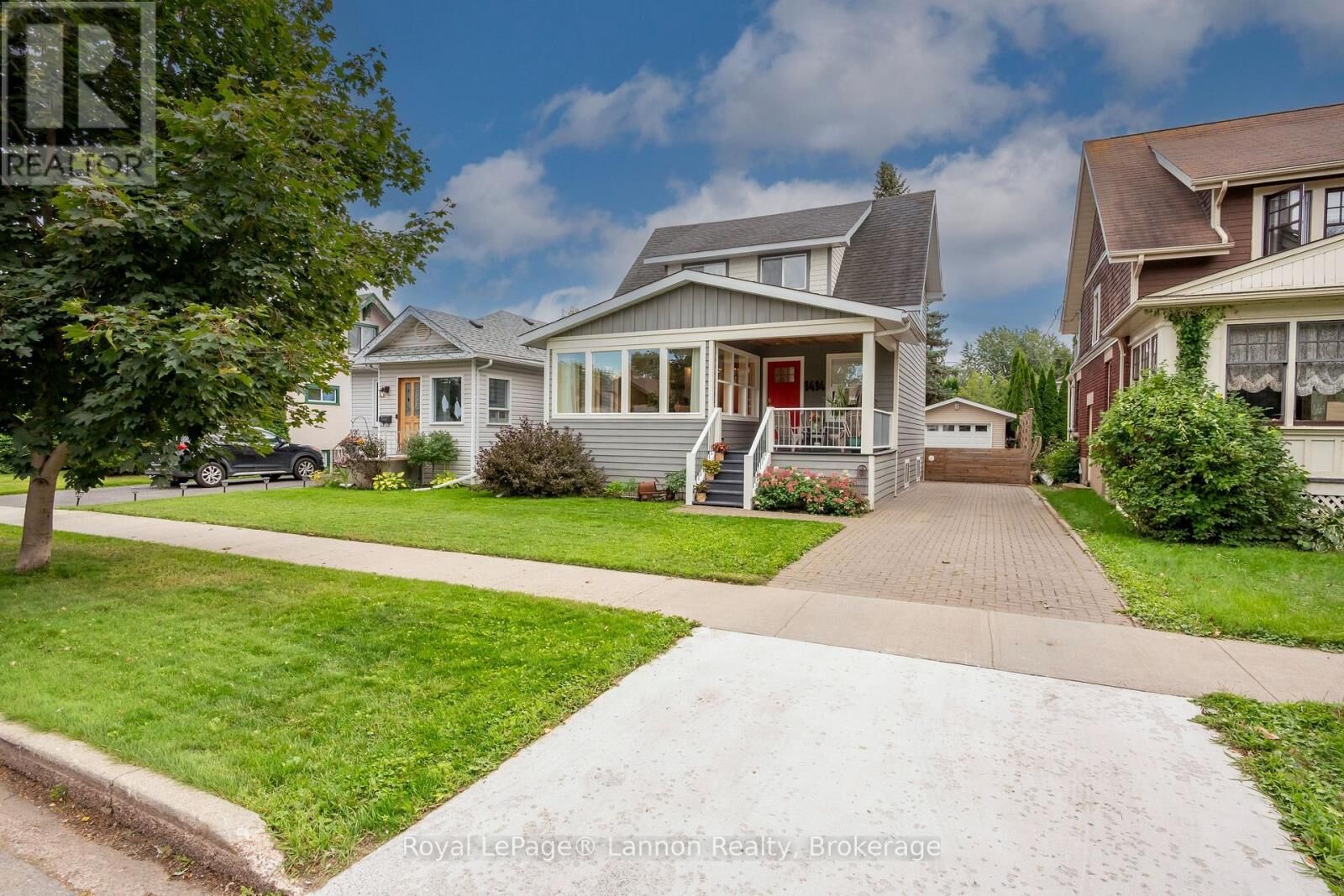 Property Photo:  1414 McGregor Avenue  ON P7E 5E6 