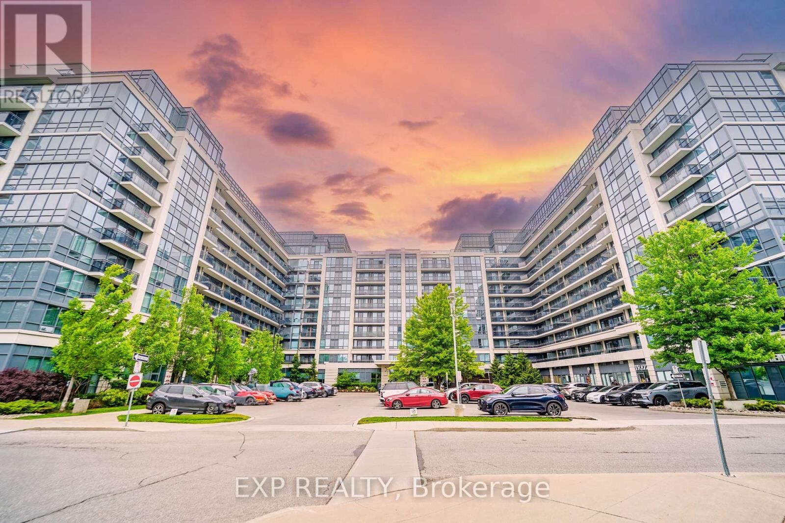 Property Photo: 376 Highway 7 Street East 908 ON L4B 0C7