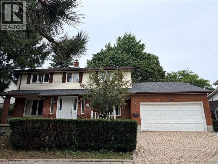 Property Photo:  450 Bridge Street West  ON N2K 2Y4 