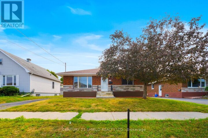 Property Photo:  119 Anthony Street  ON K6H 5J9 