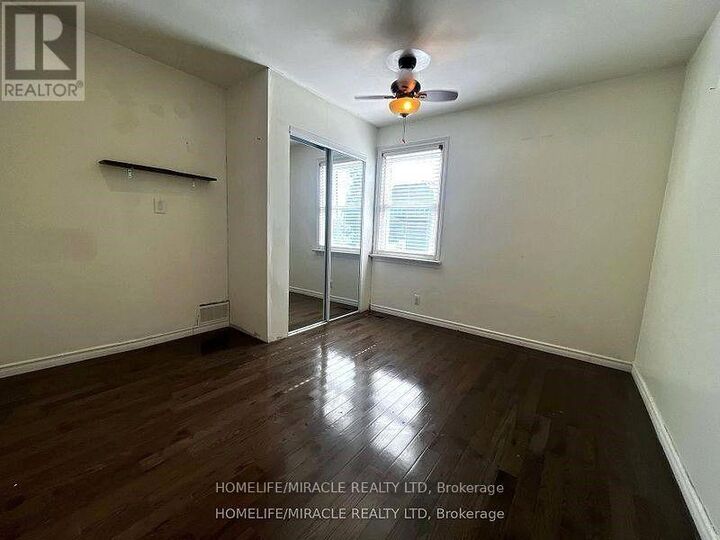 Property Photo:  373 Drew Street  ON L1H 5B4 