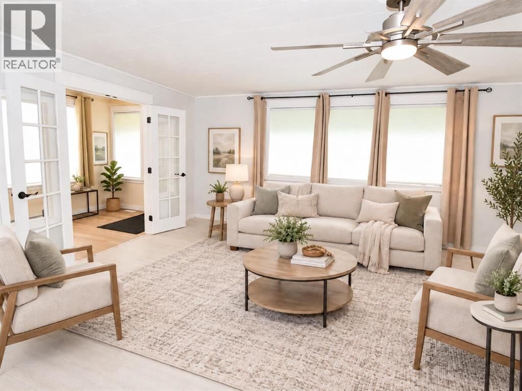 Property Photo:  606 4 Street  AB T0J 0B0 