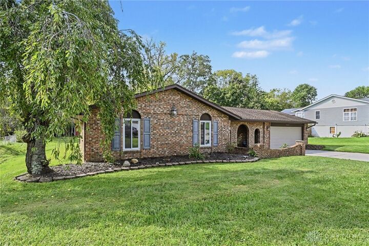 Property Photo: 3849 Winthrop Drive OH 45431