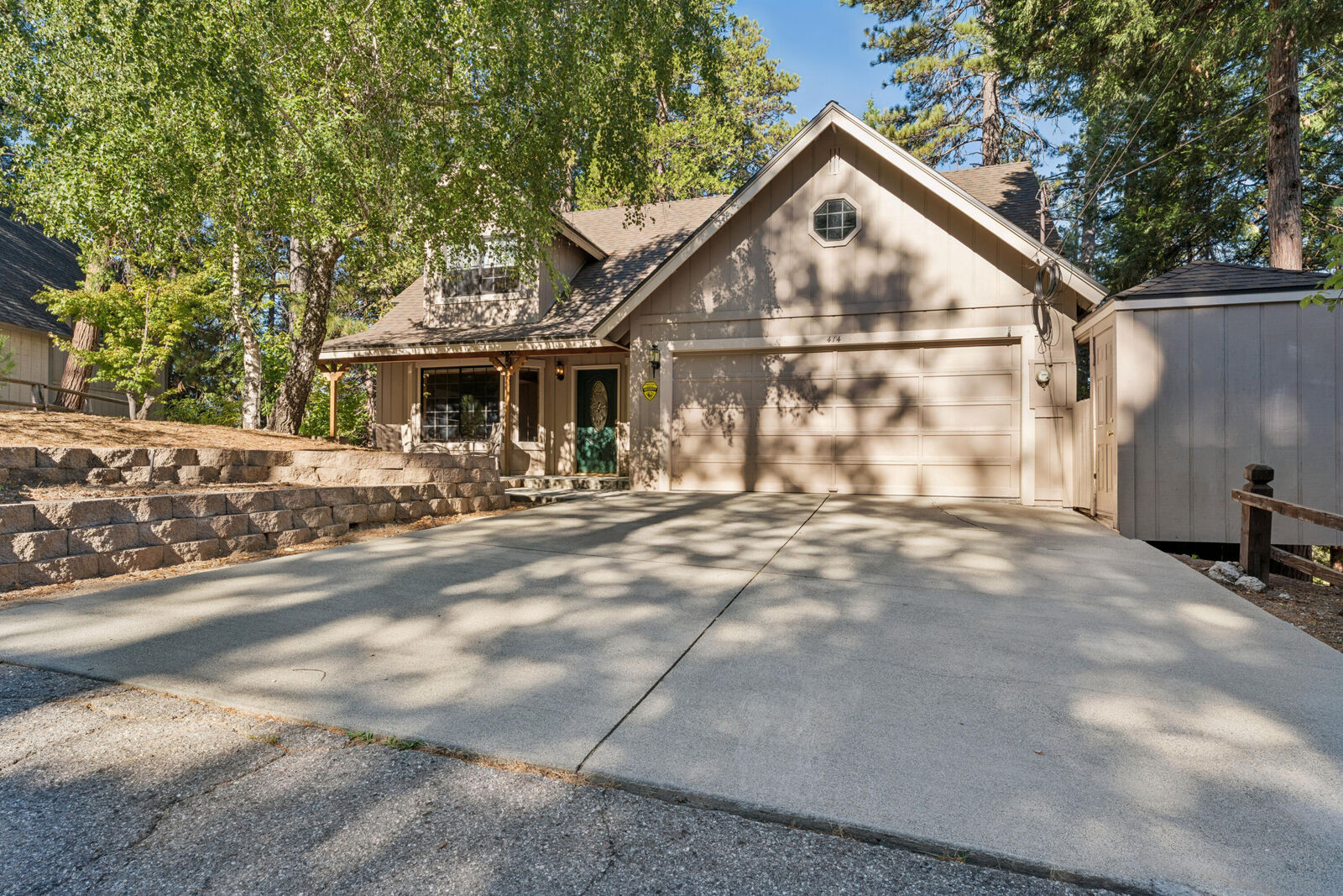 Property Photo: 414 Pioneer Road CA 92352