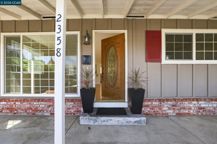 Property Photo: 2358 Galway Rd CA 94806