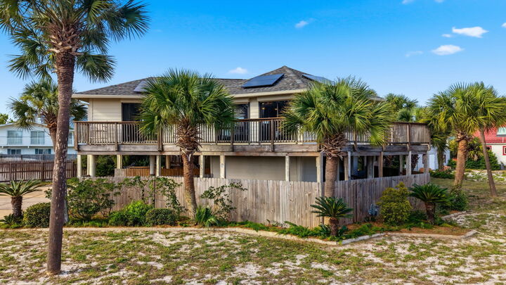 Property Photo: 757 Seahorse Avenue FL 32548