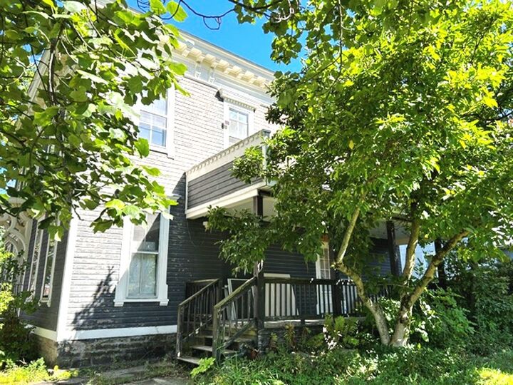 Property Photo: 102 W Pleasant Street PA 16407