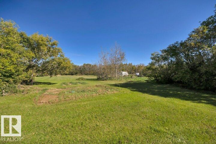 Property Photo:  4748 50 Avenue  AB T0B 4A0 