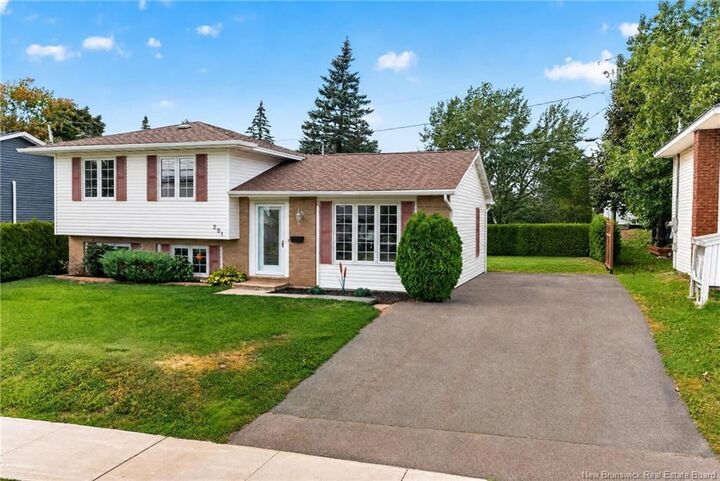 Property Photo:  251 Hennessey Road  NB E1A 5L7 