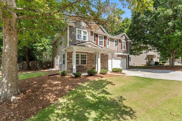Property Photo:  166 Westminster Way  GA 30263 