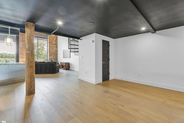 Property Photo: 300 South Street Unit 226 SC 29681