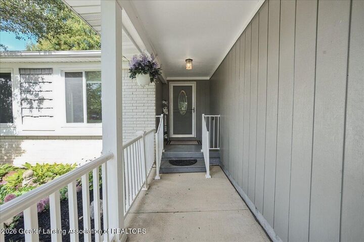 Property Photo: 512 N Hampton Drive MI 48429