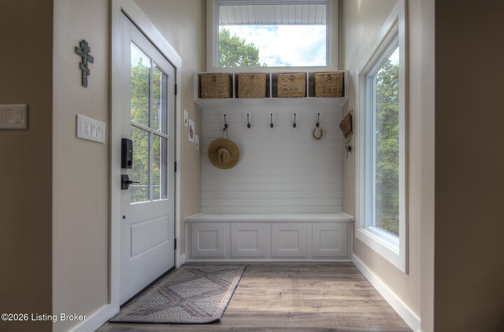 Property Photo: 1200 Johnson Rd KY 40245