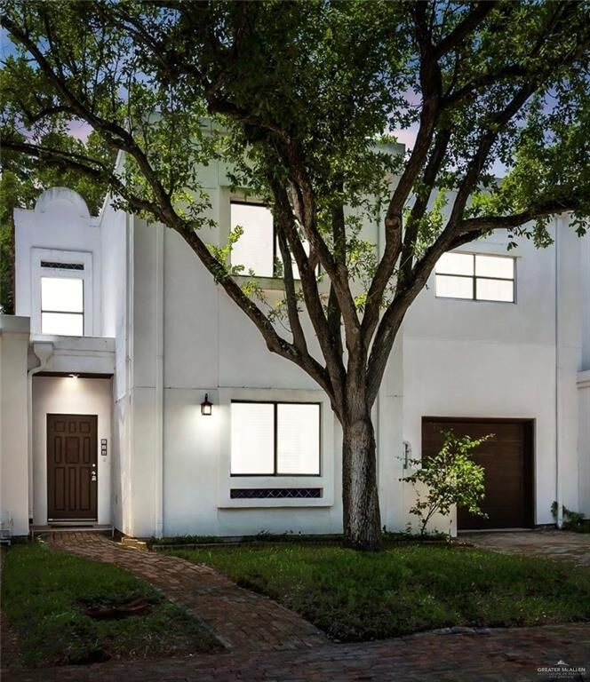 Property Photo:  113 W Tearose Avenue  TX 78504 