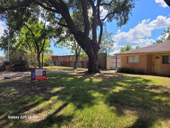 Property Photo:  12126 Palmton Street  TX 77034 