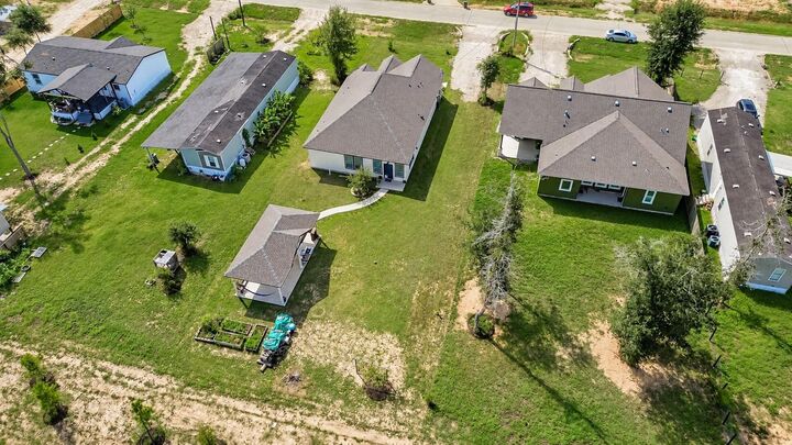 Property Photo: 1129 Peter Pine Street TX 77336