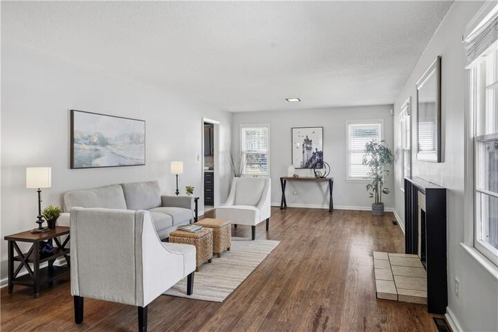 Property Photo:  3013 NE 49th Terrace  MO 64119 
