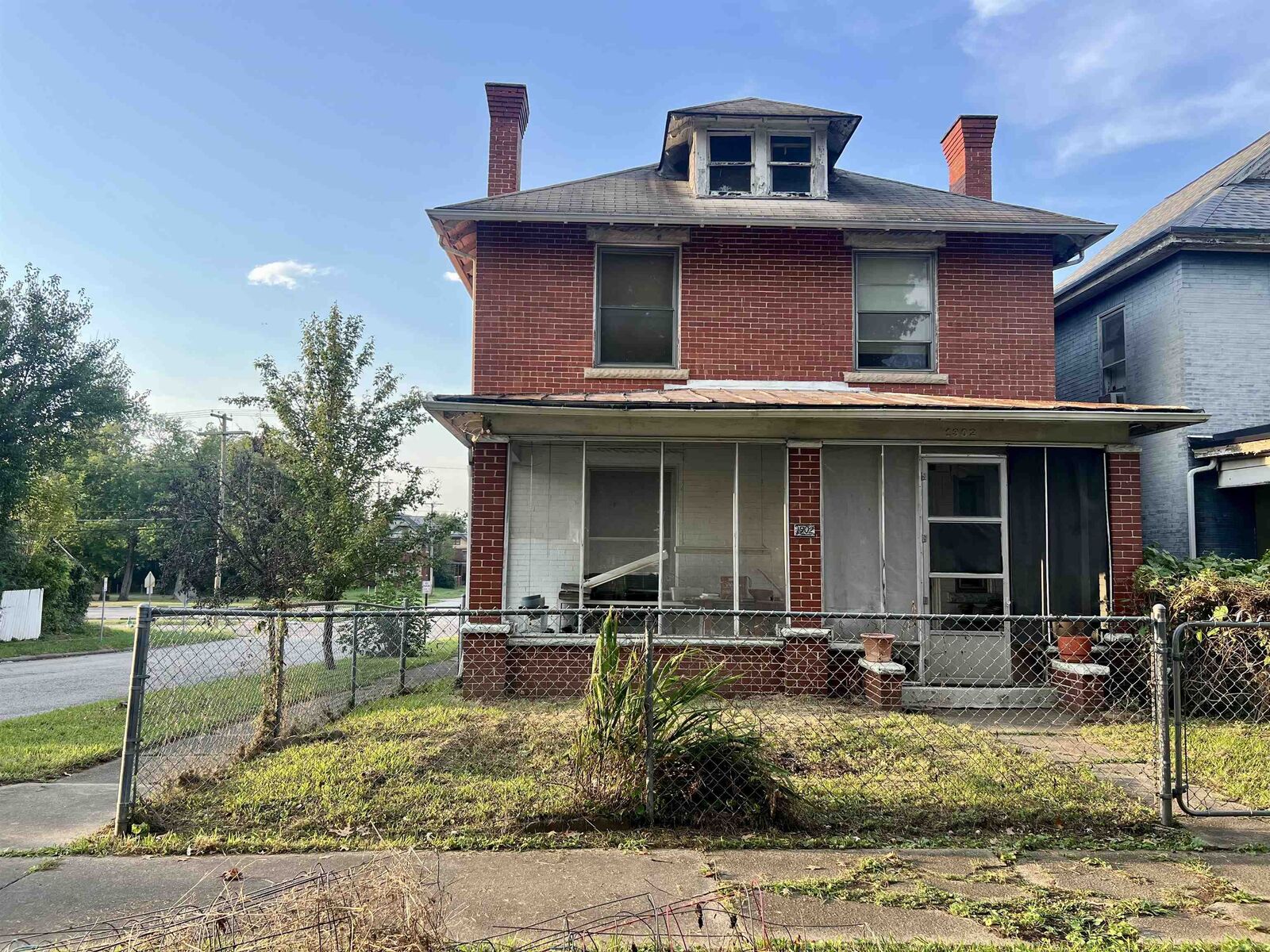 Property Photo:  1902 12th Avenue  WV 25701 