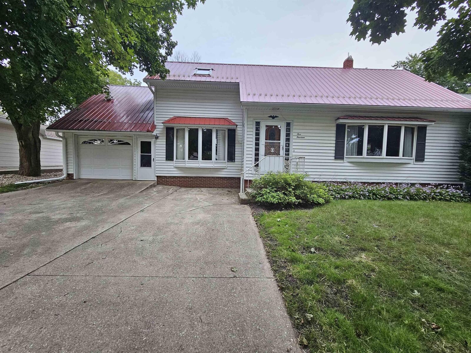 Property Photo:  514 N 5th Street  IA 50636 