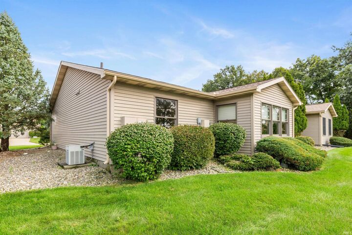 Property Photo:  1518 E Kammerer Road  IN 46755 