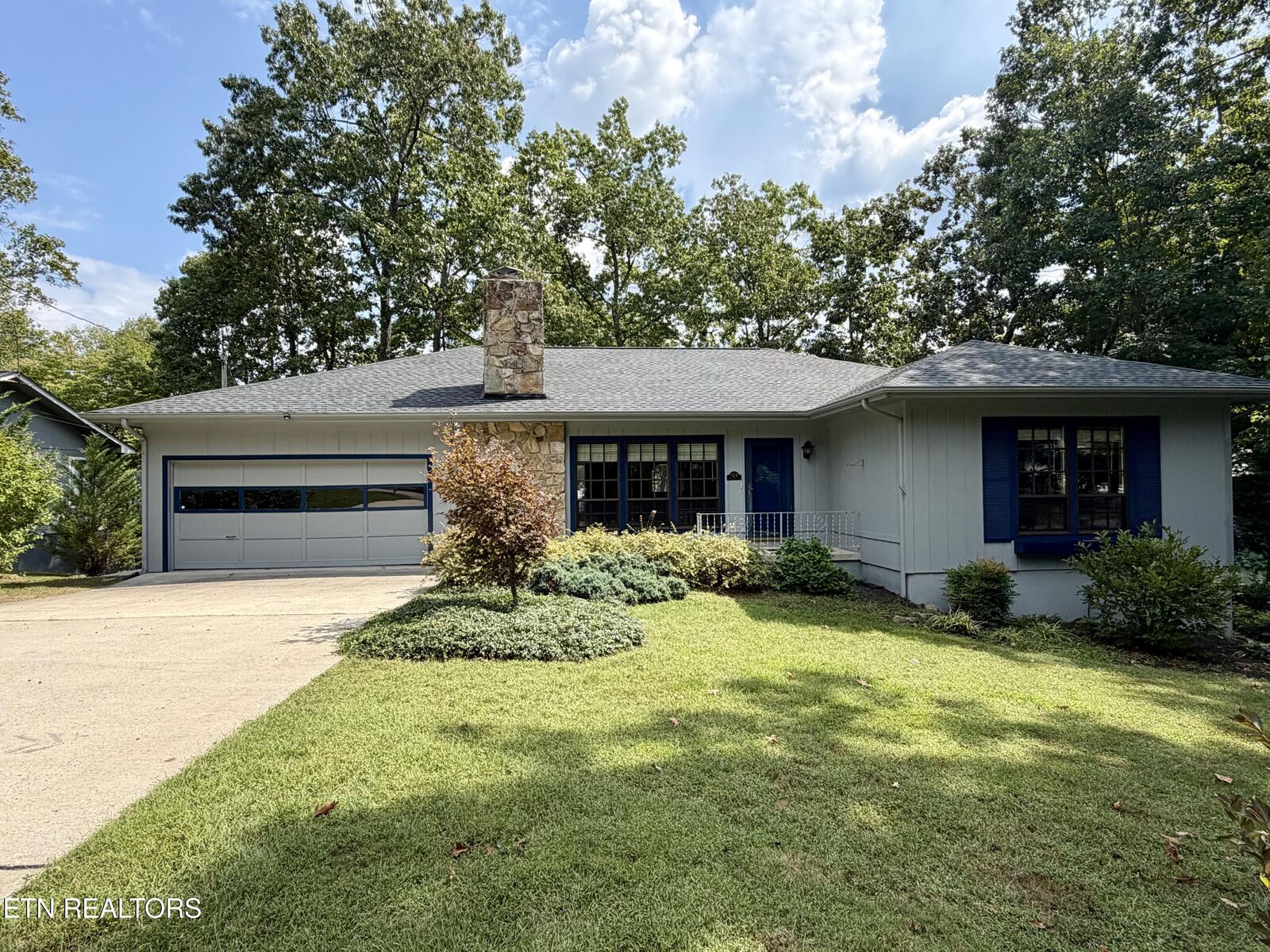 Property Photo: