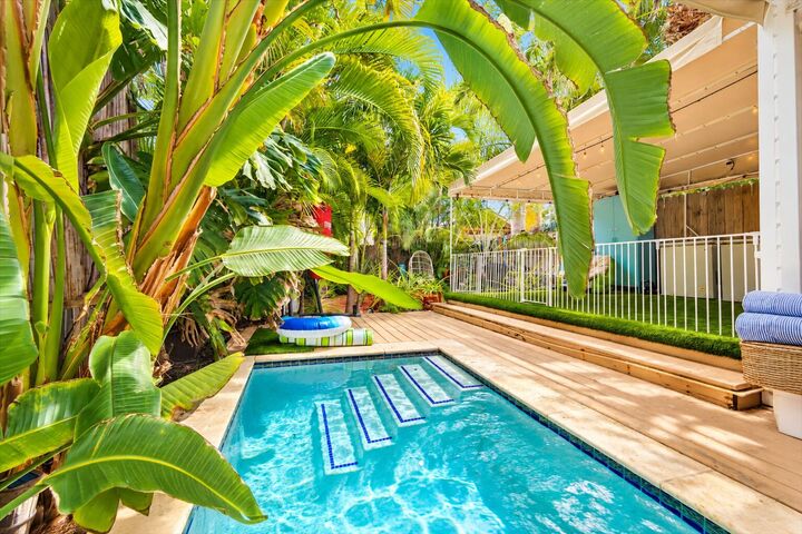 Property Photo: 418 Amelia Street FL 33040