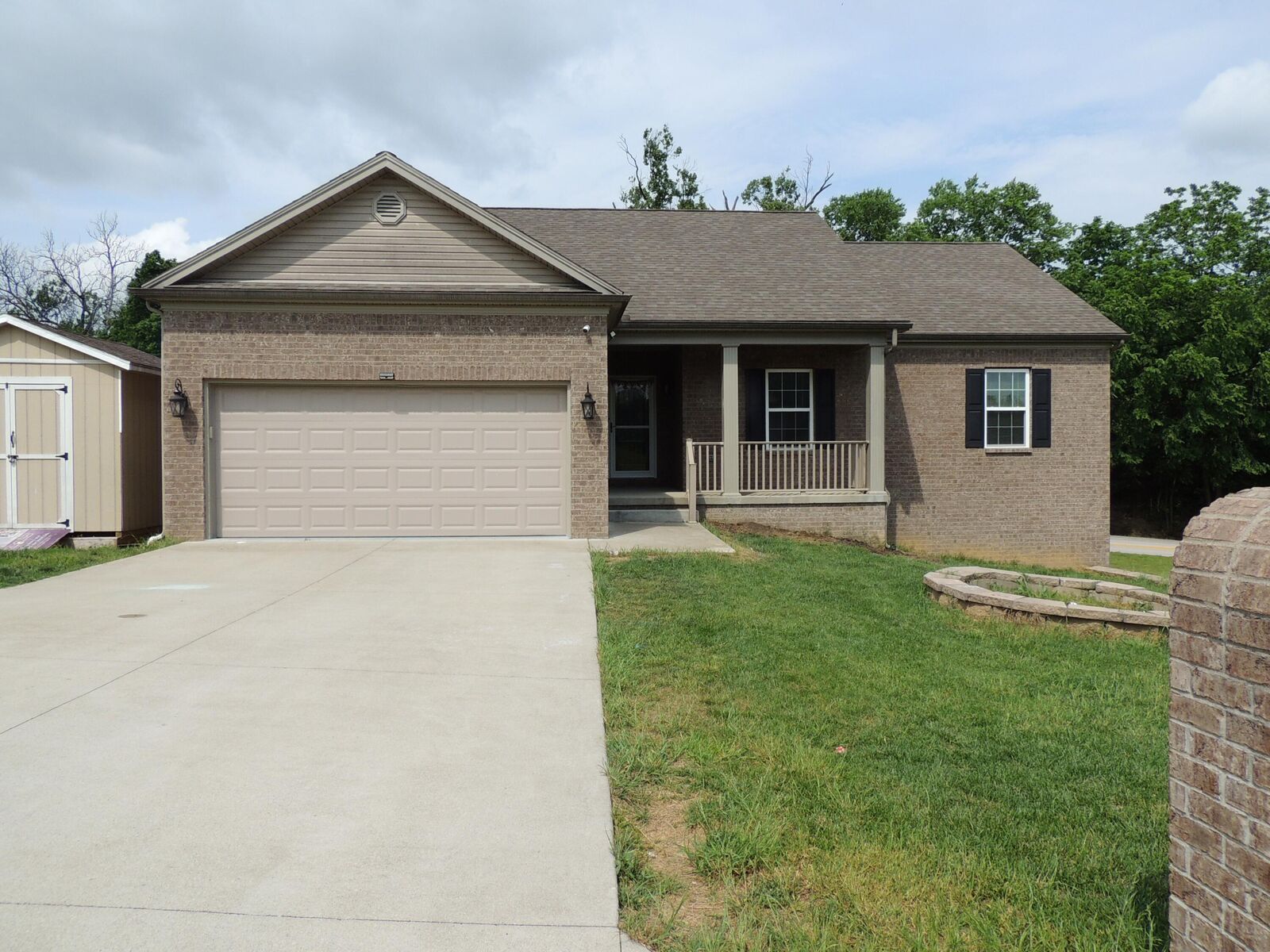 Property Photo:  109 Hackberry Court  KY 40601 