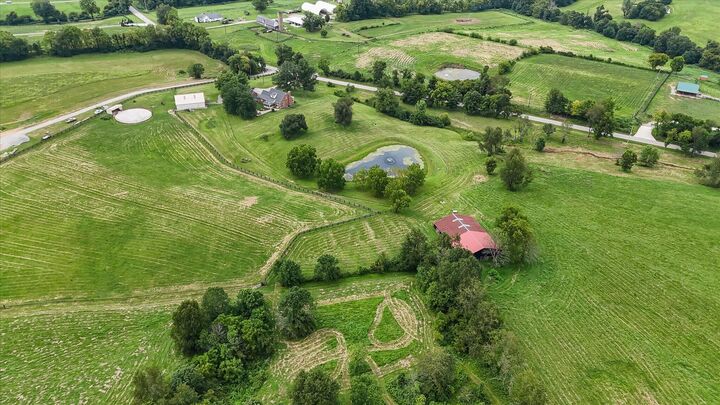Property Photo: 801 Hannah Road KY 40065