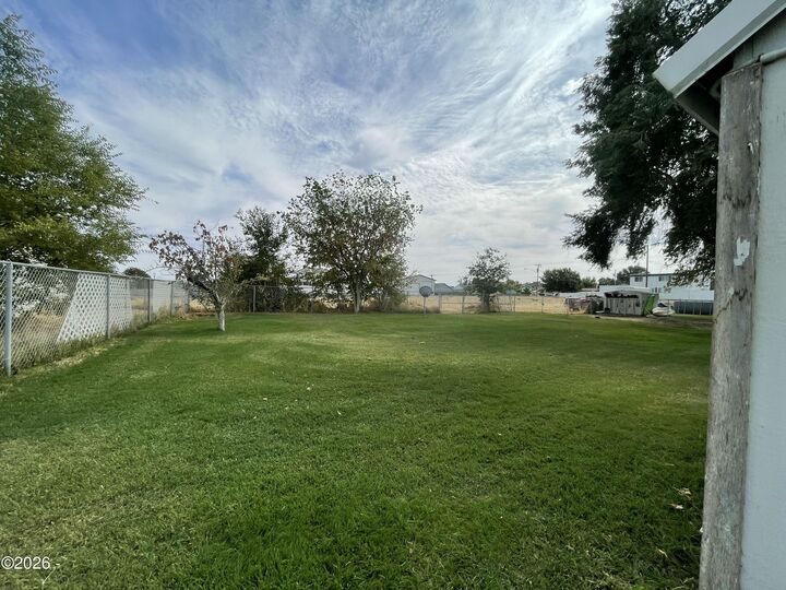 Property Photo:  420 NE Eighth Street  OR 97844 