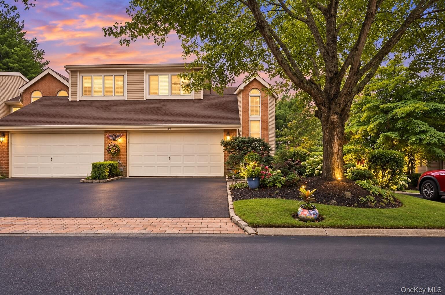 Property Photo:  23 Willow Ridge Drive  NY 11787 