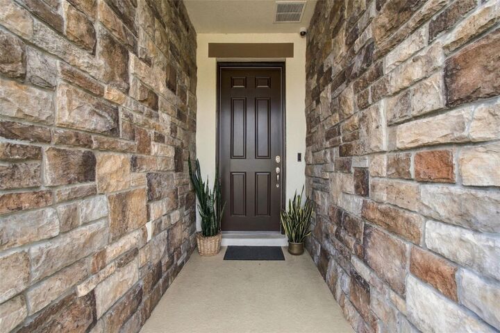 Property Photo: 30444 Pecan Valley Loop FL 33543