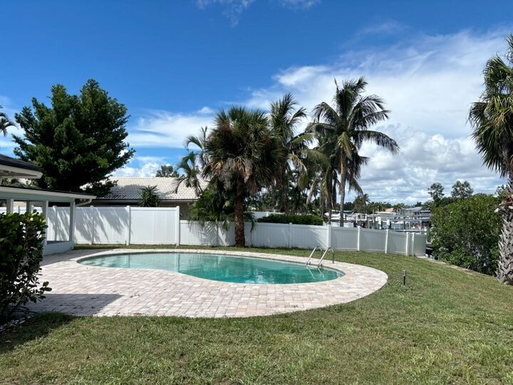 Property Photo:  4568 40th Street S  FL 33711 