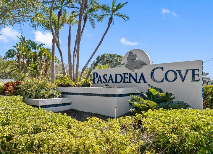 Property Photo:  1316 Pasadena Avenue S 303  FL 33707 
