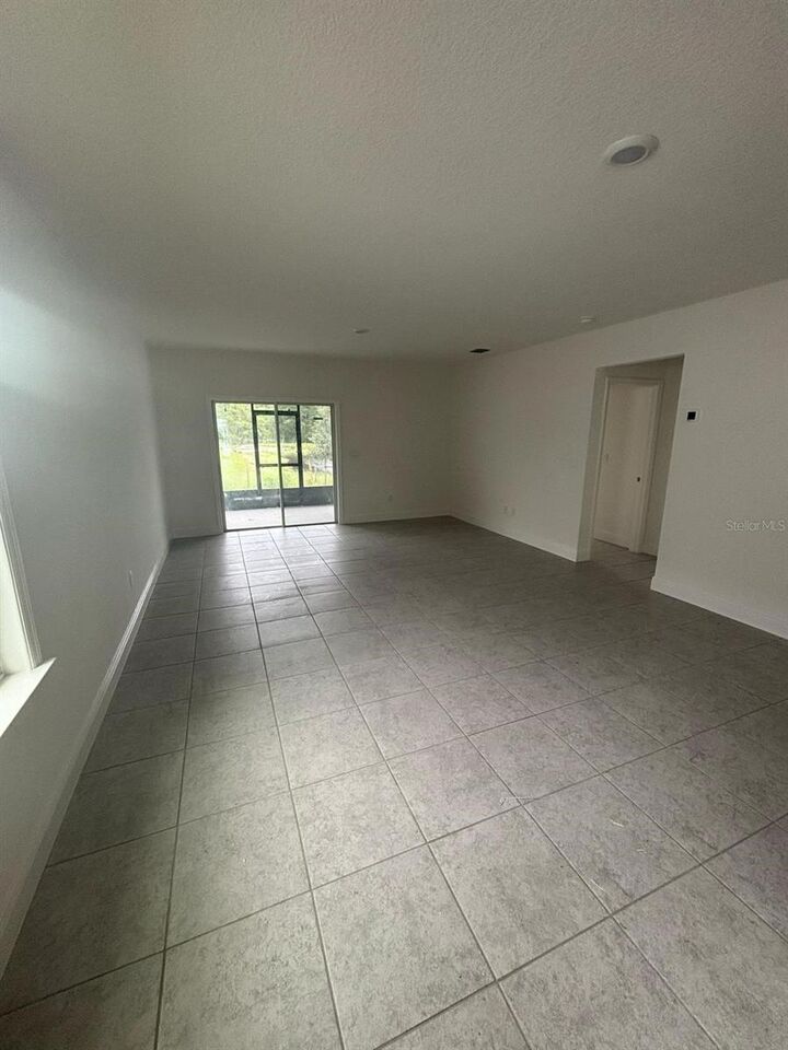Property Photo:  4194 Sagefield Drive  FL 34773 