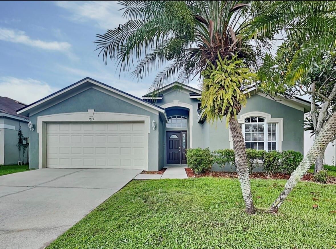 Property Photo:  1629 Maximilian Drive  FL 33543 