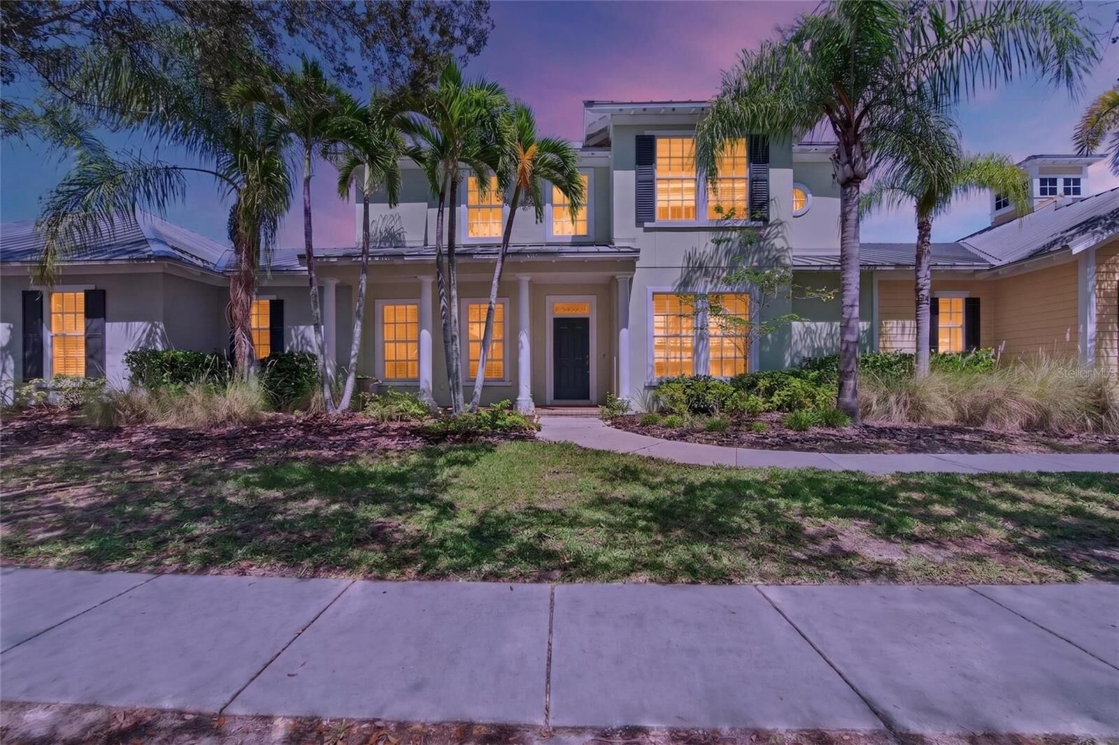 Property Photo:  5518 Luminar Pointe Lane  FL 33572 