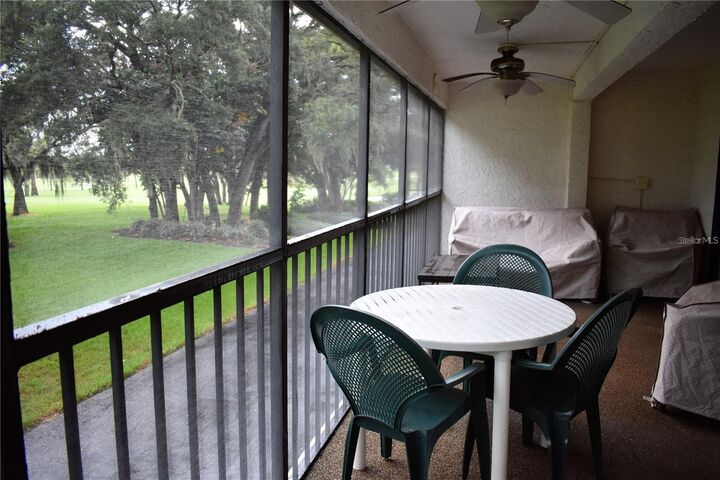 Property Photo:  1716 Golfview Drive 1716  FL 34689 