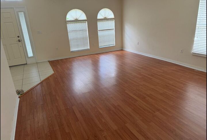 Property Photo:  1886 Holton Road  FL 33810 