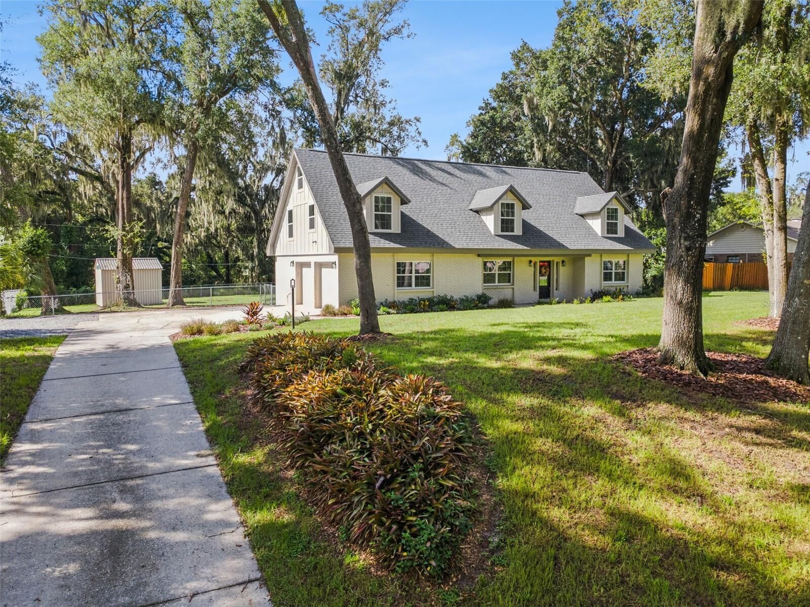 Property Photo:  3415 Imperial Lane  FL 33812 